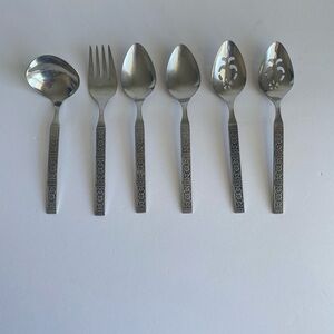 MCM 6 Pc Oneida Community Isabella‎ Stainless Serving Set Utensils Flowers Dot